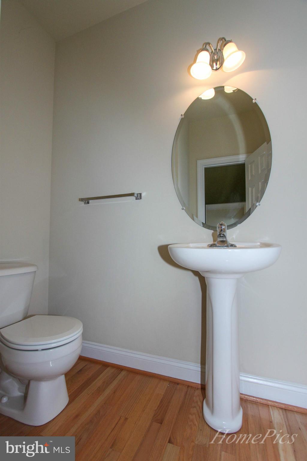 100 Rippling Waters Way Falling Waters, WV 25419 - Photo 10 of 30 Bath