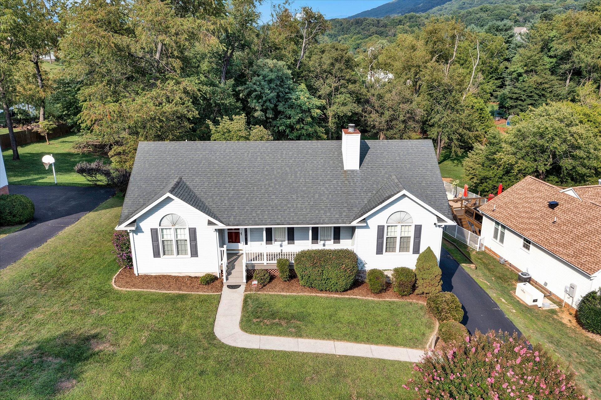 3700 Rte 3004 Roanoke, VA 24012 - Photo 5 of 40 05-DJI_0359