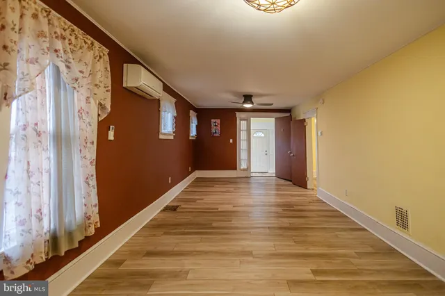 $376,000 | 4 West Homestead Avenue, Collingswood, NJ 08108