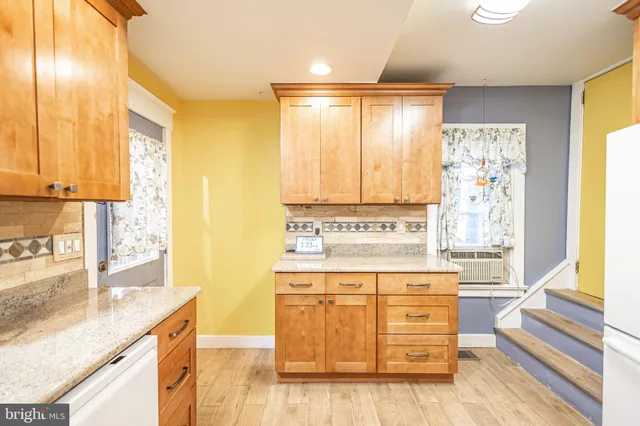 $376,000 | 4 West Homestead Avenue, Collingswood, NJ 08108