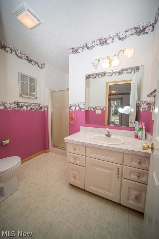 48120 Cooper Foster Park Road Amherst, OH 44001 - Photo 9 of 29 Shared bath off the main living area for guest convenience.