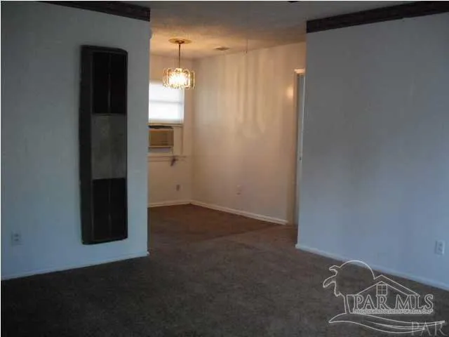 $1,200 | 701 East Montclair Road, Pensacola, FL 32505