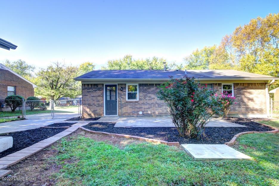 7721 Rochelle Road Louisville, KY 40228 - Photo 38 of 39 1 Rochelle #43