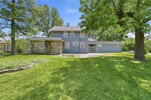 $355,000 | 9502 East Linwood Boulevard, Independence, MO 64052