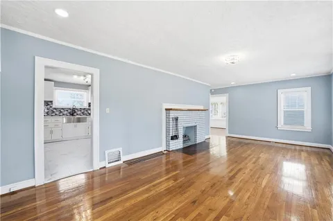 $355,000 | 9502 East Linwood Boulevard, Independence, MO 64052