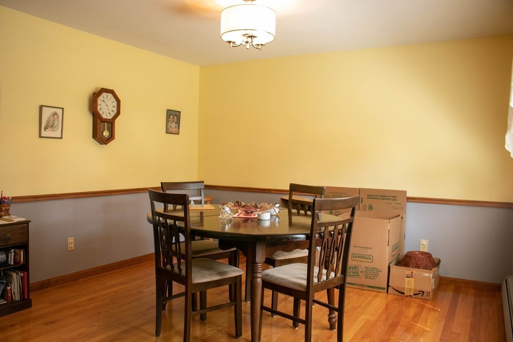16 Oak Hill Road Greenfield, MA 01301 - Photo 6 of 31 Gallery Image 6