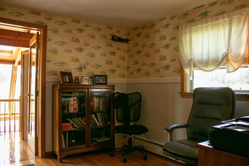 16 Oak Hill Road Greenfield, MA 01301 - Photo 10 of 31 Gallery Image 10