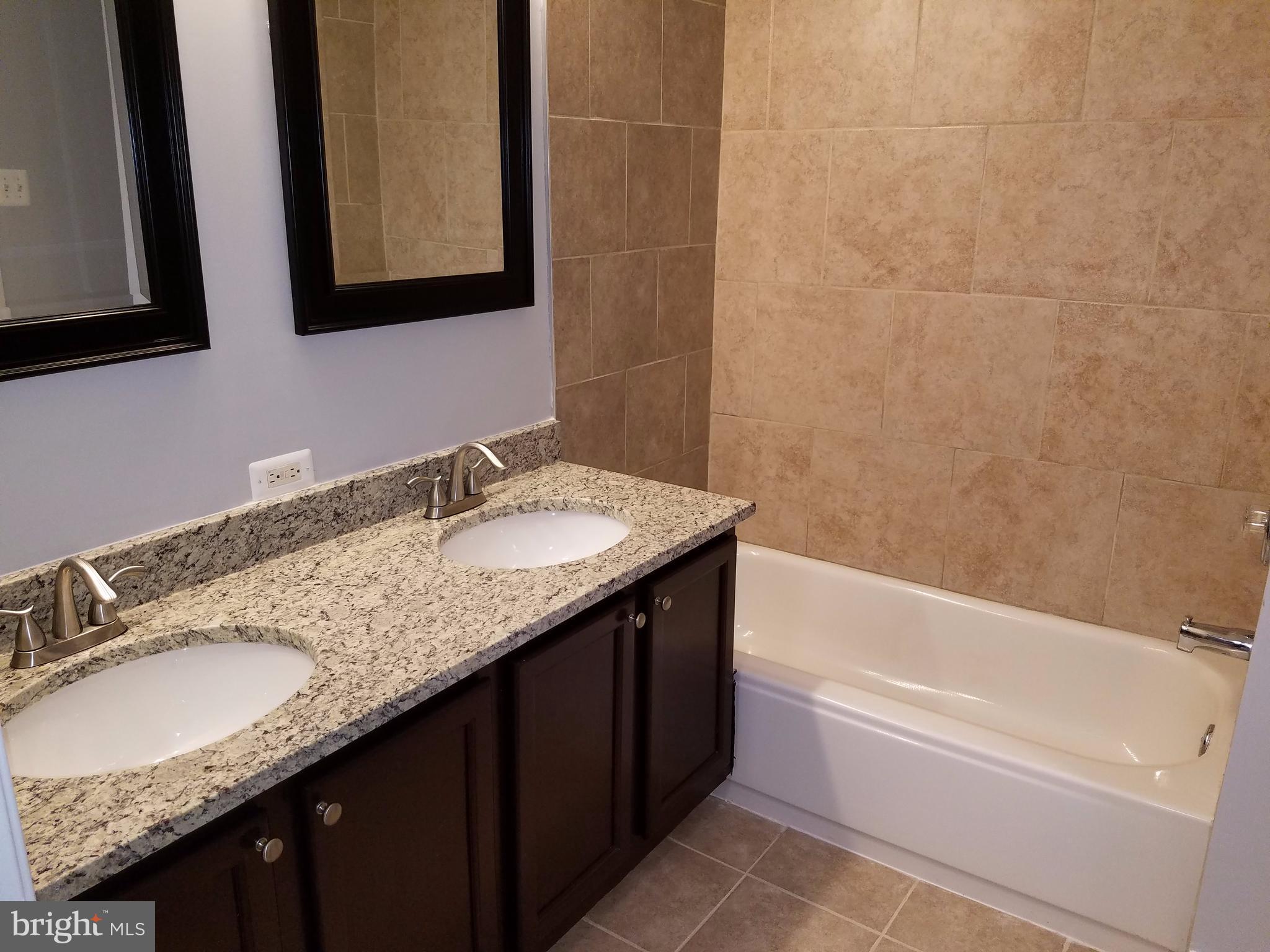 11405 Windleaf Court, Unit A Reston, VA 20194 - Photo 18 of 22 Bath (Master)