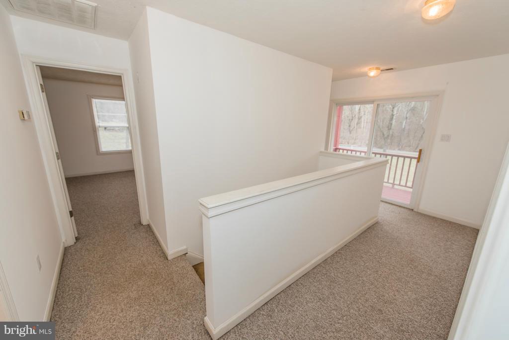 2474 Oregon Hollow Road Front Royal, VA 22630 - Photo 17 of 29 Interior (General)