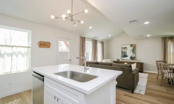 $1,750 | 2717 Discovery Trails, Conroe, TX 77301