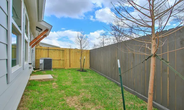 $1,750 | 2717 Discovery Trails, Conroe, TX 77301