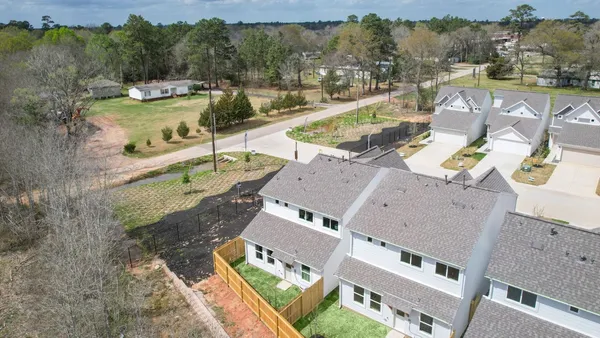 $1,750 | 2717 Discovery Trails, Conroe, TX 77301