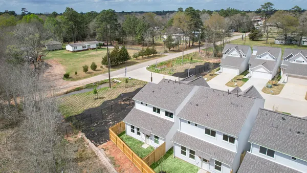 $1,750 | 2717 Discovery Trails, Conroe, TX 77301