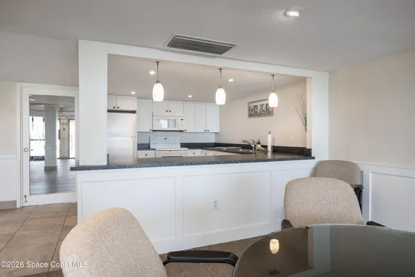 $649,000 | 2815 South Atlantic Avenue, Unit 504, Cocoa Beach, FL 32931