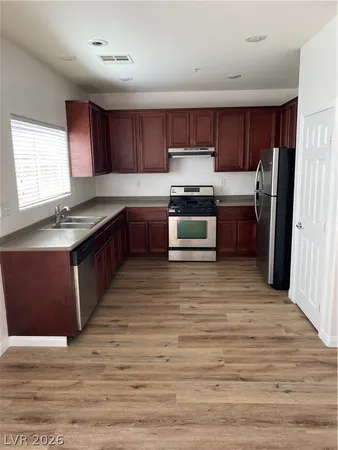 $2,071 | 171 Desert Pond Avenue, Henderson, NV 89002