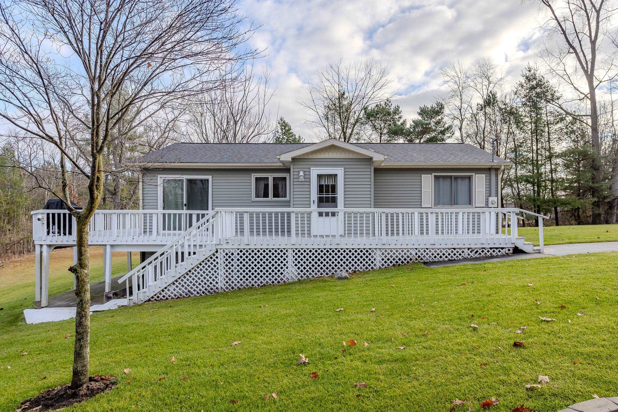 1009 Radov Road Gladwin, MI 48624 - Photo 1 of 36
