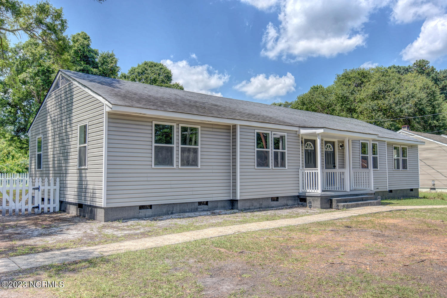 224 York Street Jacksonville, NC 28540 - Photo 2 of 10 224226-York-Ct-Jacksonville-NC-large-001