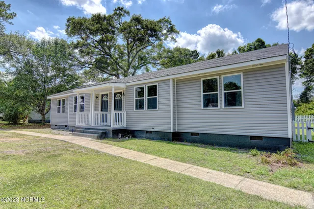$900 | 224 York Street, Jacksonville, NC 28540