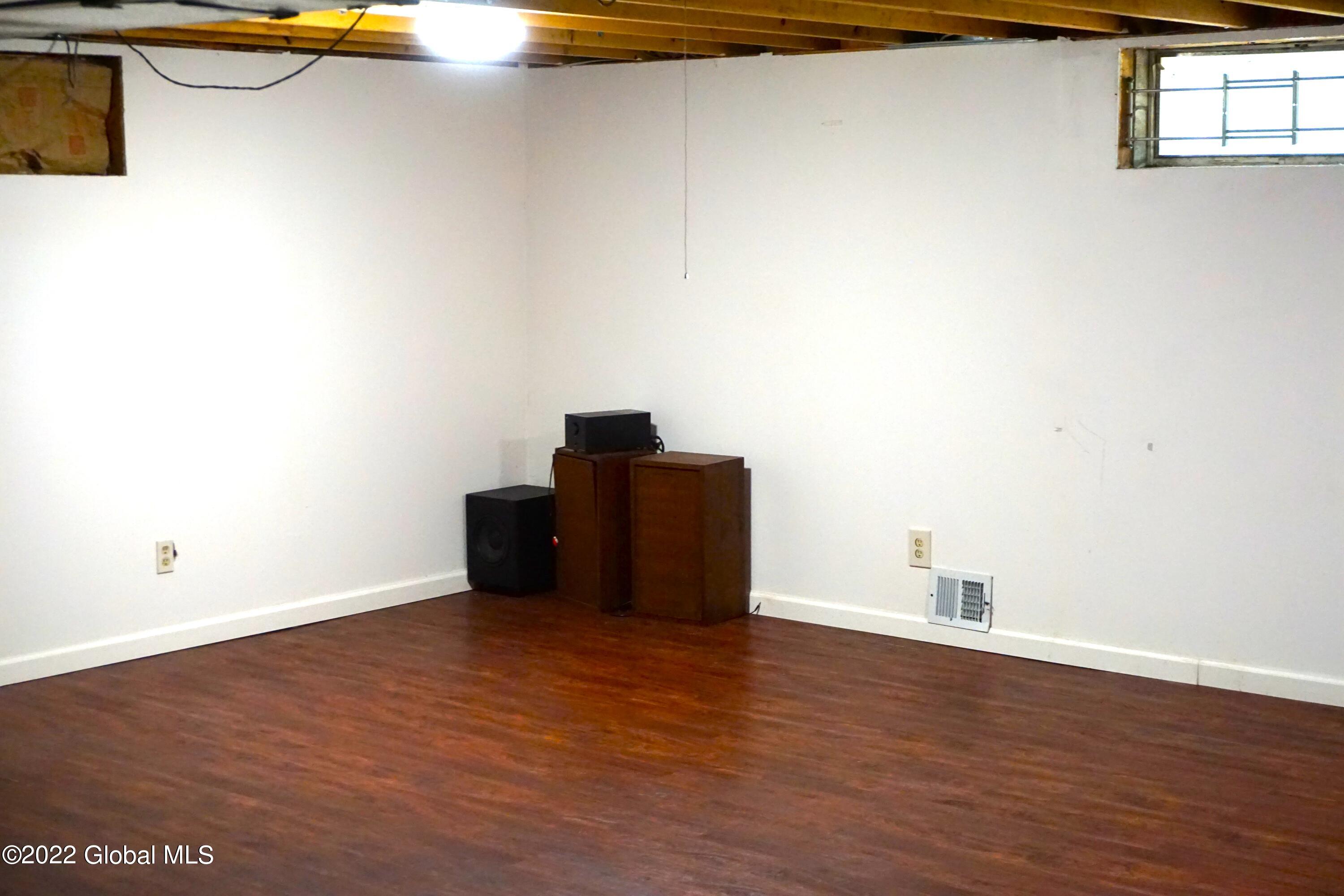 2025 Rosedale Way Guilderland, NY 12303 - Photo 20 of 26 DSC00962