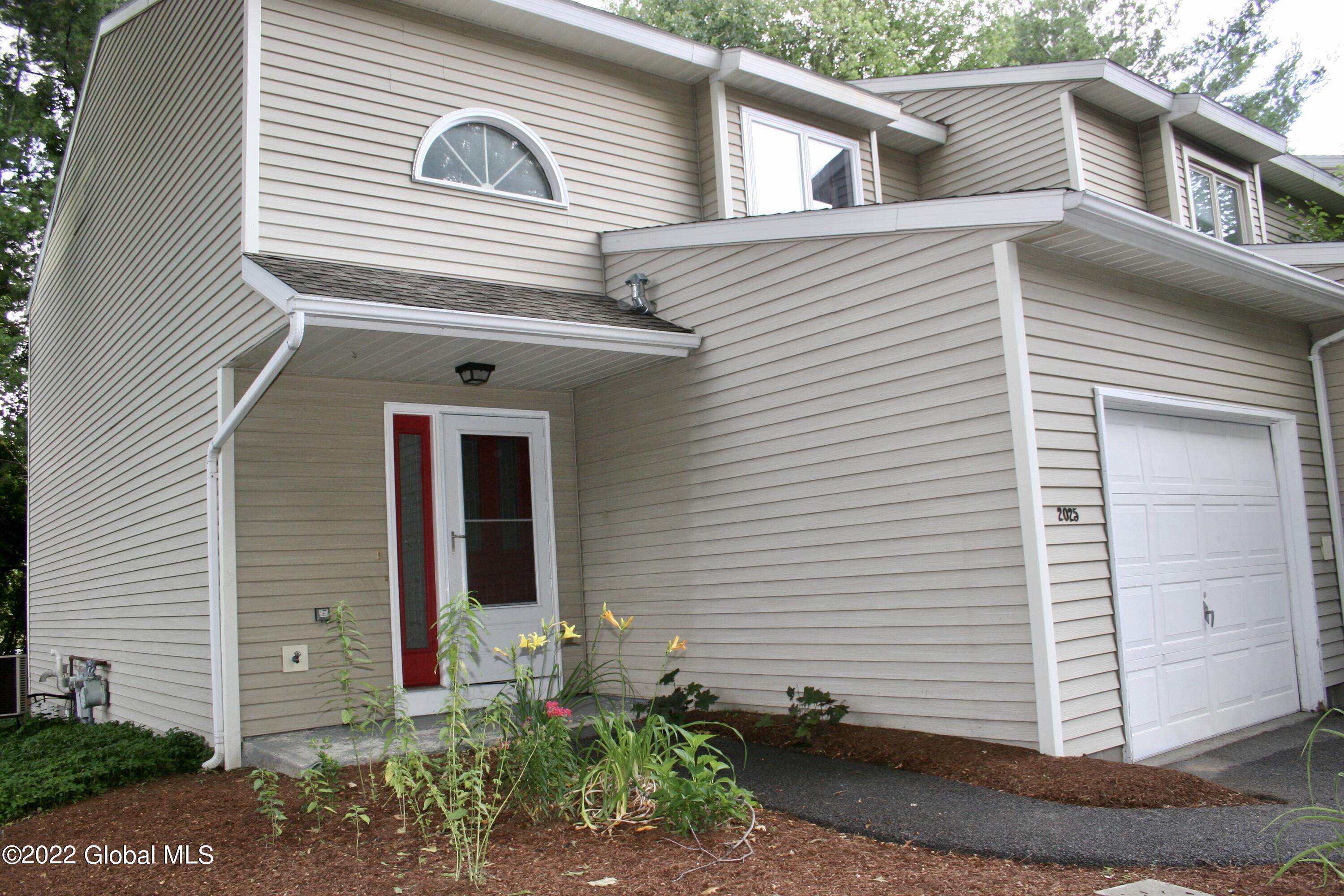 2025 Rosedale Way Guilderland, NY 12303 - Photo 2 of 26 IMG_6990