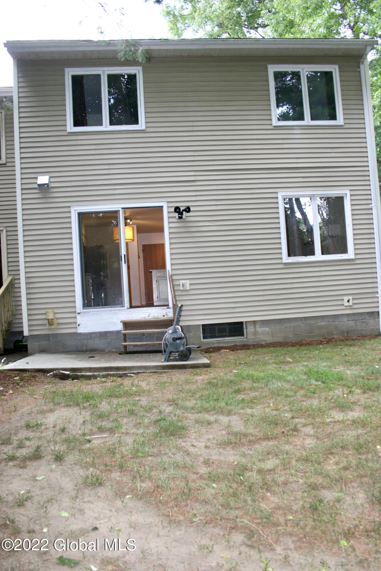 2025 Rosedale Way Guilderland, NY 12303 - Photo 22 of 26 IMG_6985