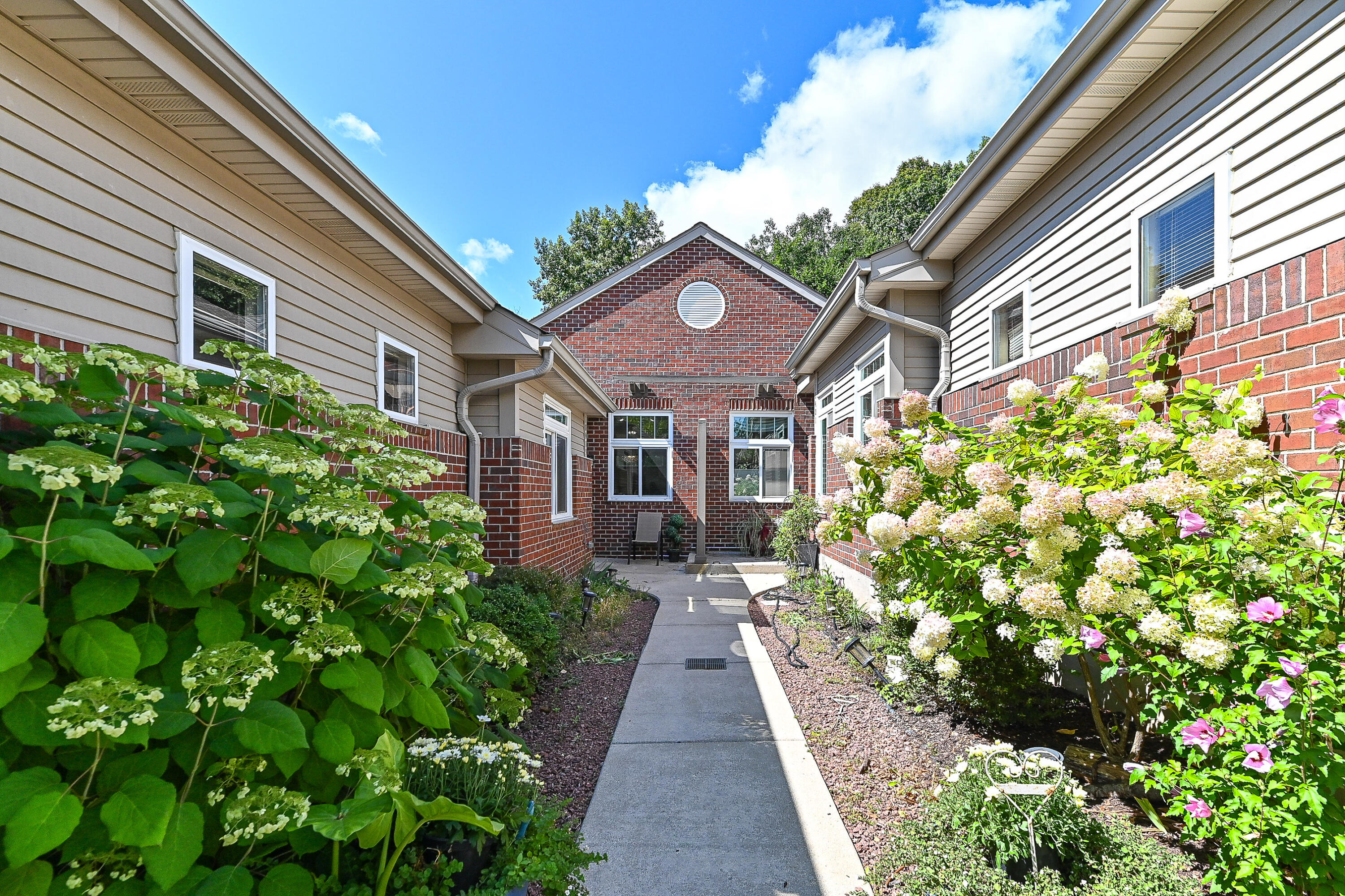 18415 Wisconsin Avenue Brookfield, WI 53045 - Photo 1 of 23 Wisconsin-2