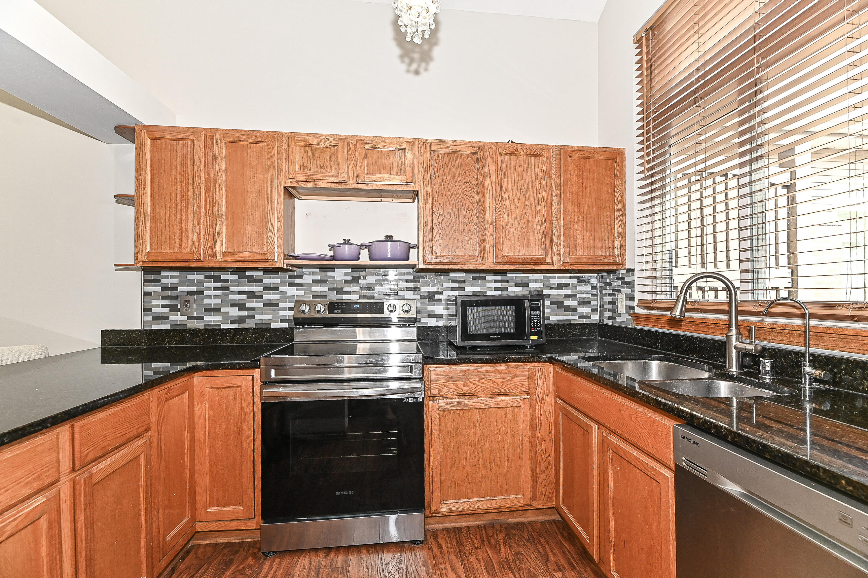 18415 Wisconsin Avenue Brookfield, WI 53045 - Photo 12 of 23 Wisconsin-10