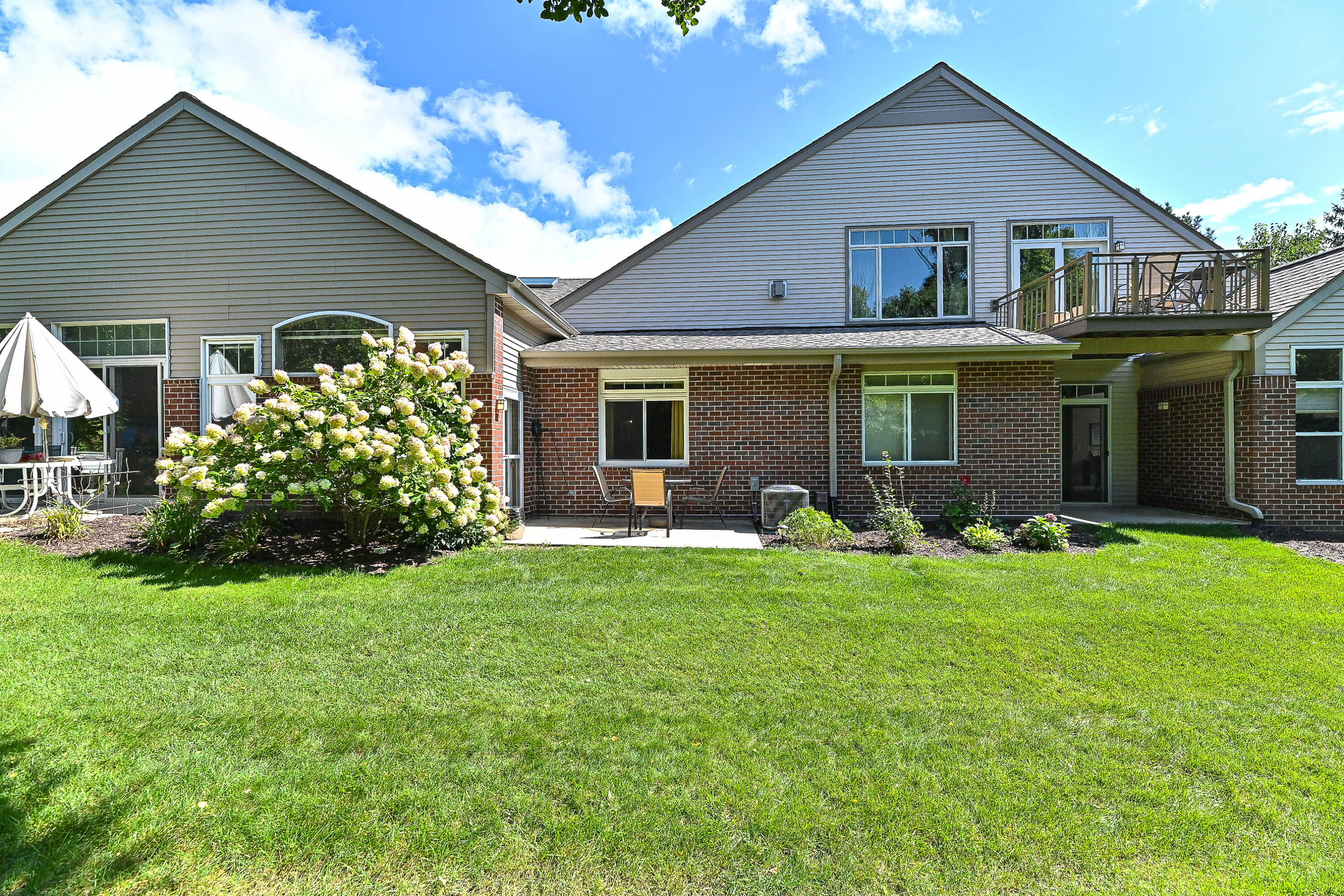 18415 Wisconsin Avenue Brookfield, WI 53045 - Photo 19 of 23 Wisconsin-32