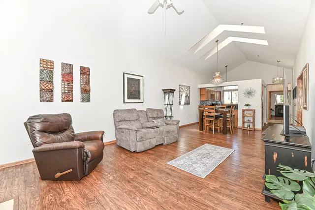 $324,900 | 18415 Wisconsin Avenue, Brookfield, WI 53045