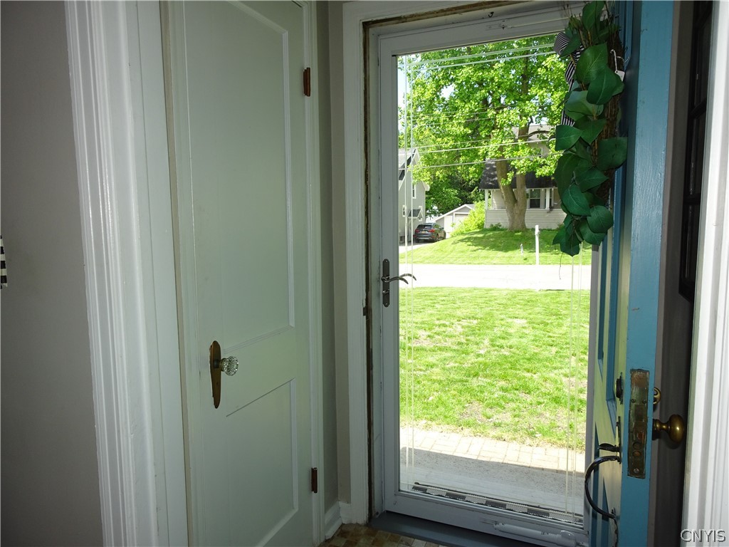 111 Newcastle Road Geddes, NY 13219 - Photo 7 of 30