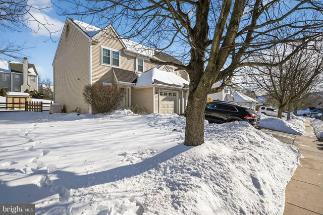 $415,000 | 196 Azalea Circle, Royersford, PA 19468