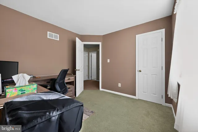 $415,000 | 196 Azalea Circle, Royersford, PA 19468