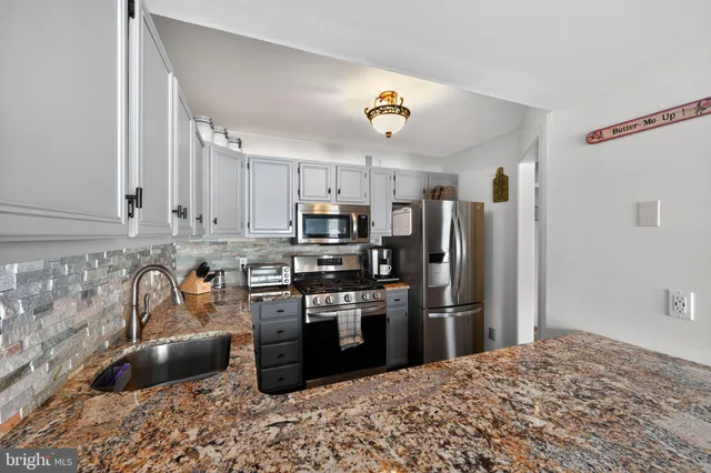 $415,000 | 196 Azalea Circle, Royersford, PA 19468