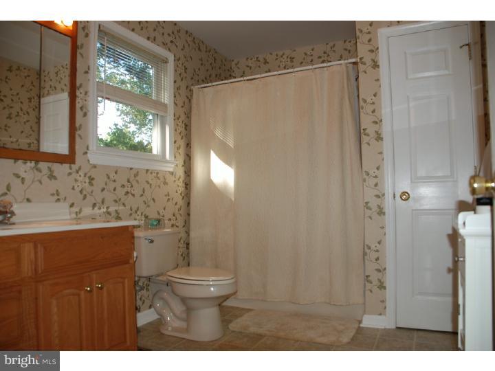 403 Chestnut Street Spring City, PA 19475 - Photo 19 of 25