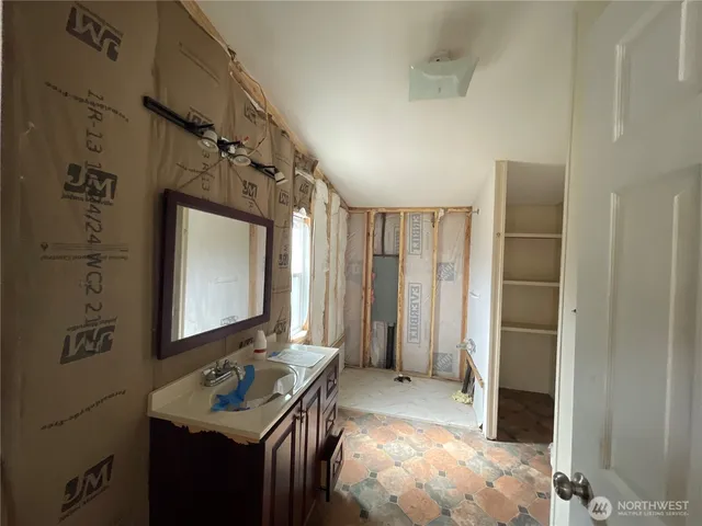 $210,000 | 821 G Street, Vader, WA 98593