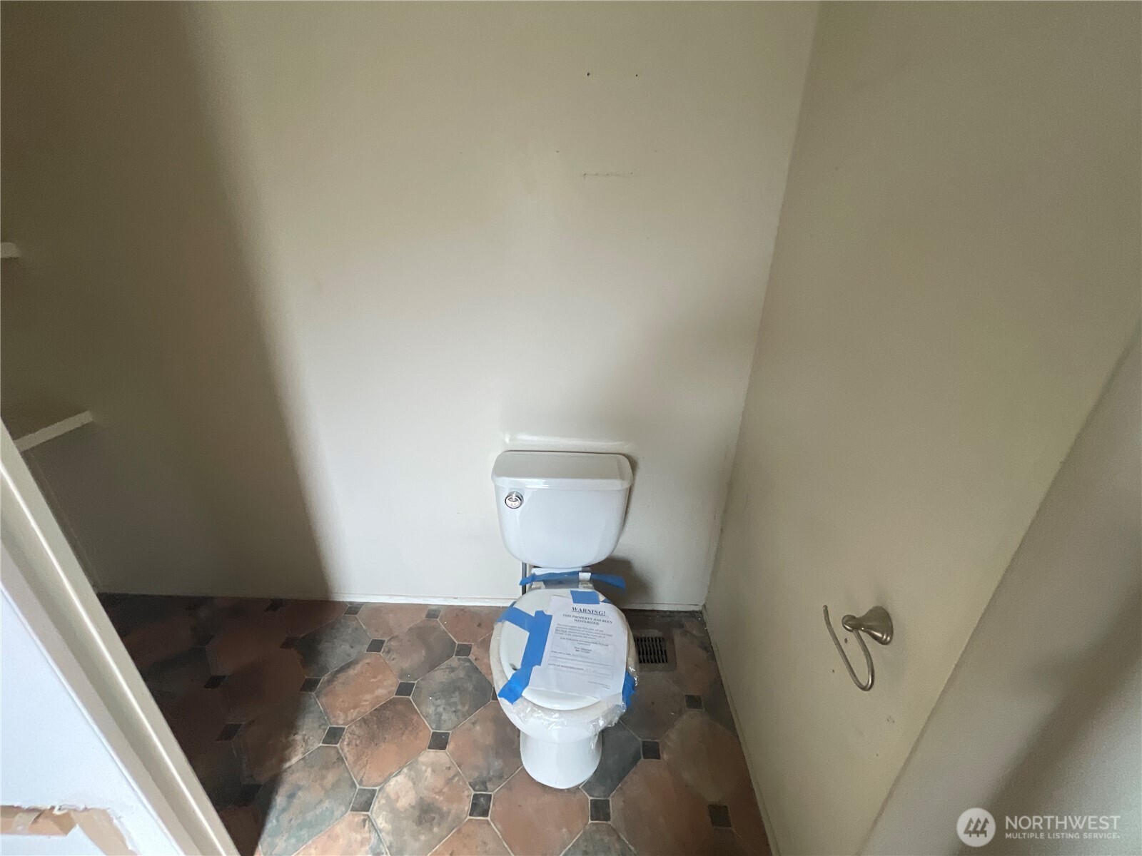 821 G Street Vader, WA 98593 - Photo 12 of 24