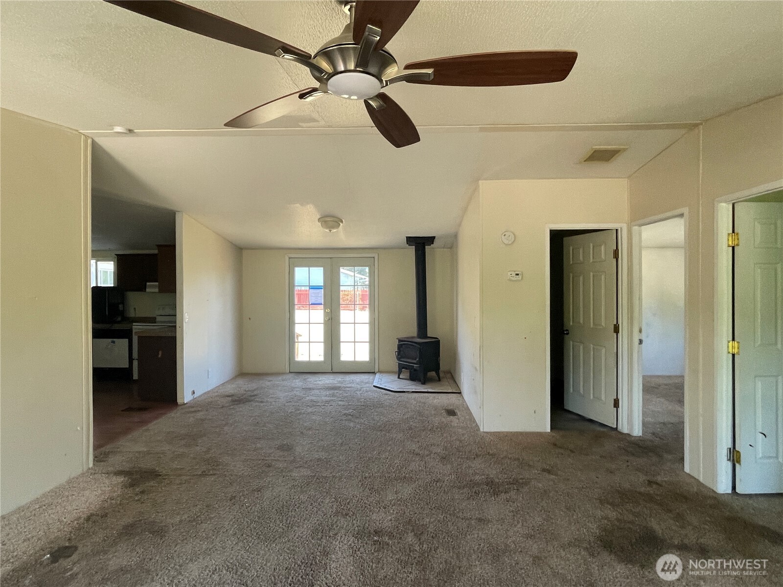 821 G Street Vader, WA 98593 - Photo 2 of 24
