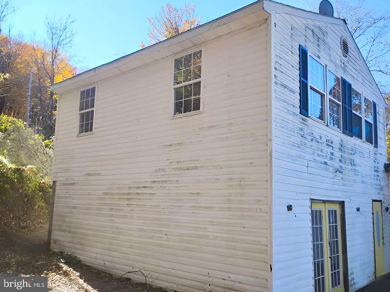 738 Park Line Road Stanley, VA 22851 - Photo 4 of 16 Gallery Image 4