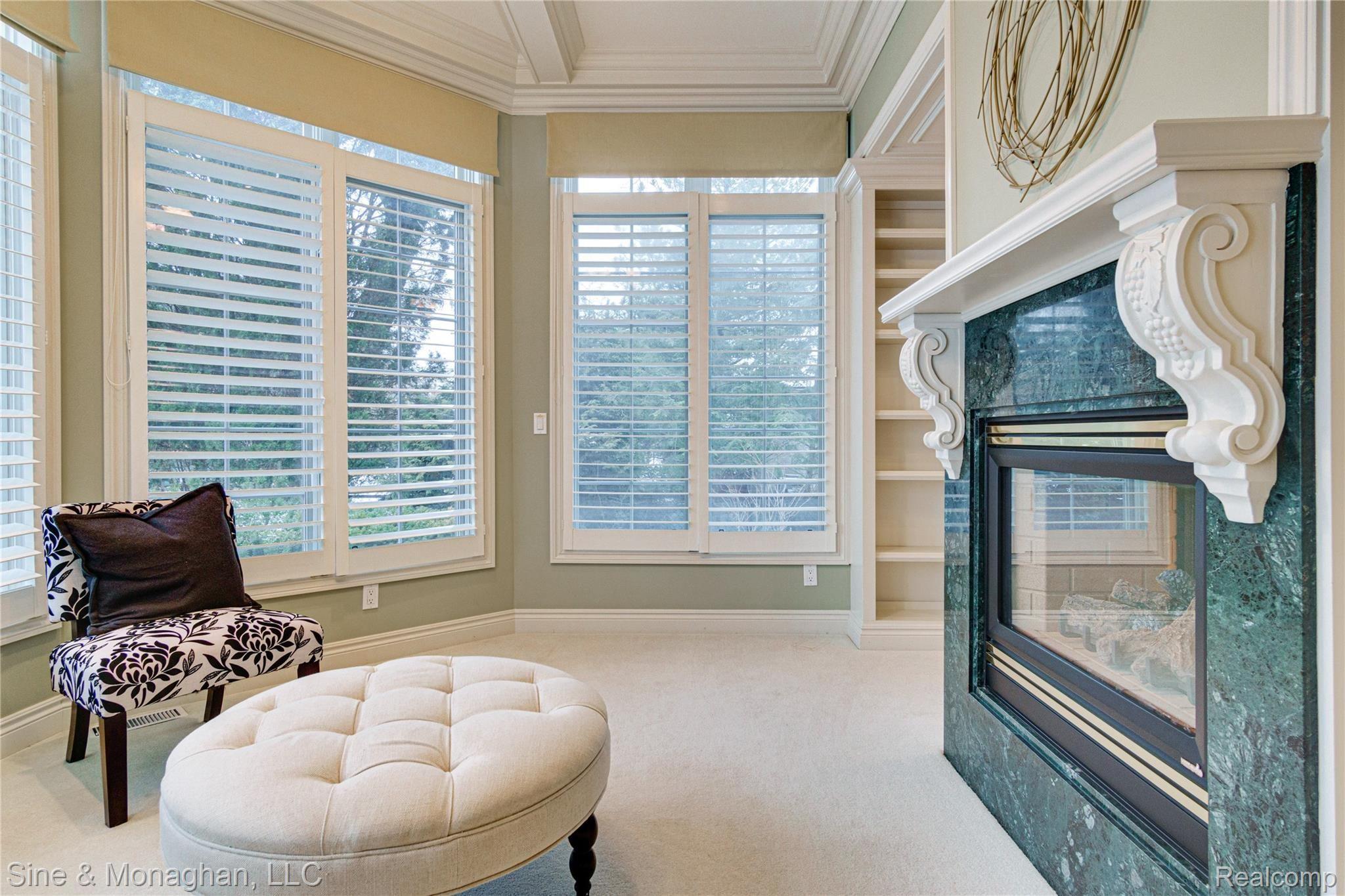 45 Roslyn Road Grosse Pointe, MI 48236 - Photo 37 of 88 Interiors (49 of 109).jpg