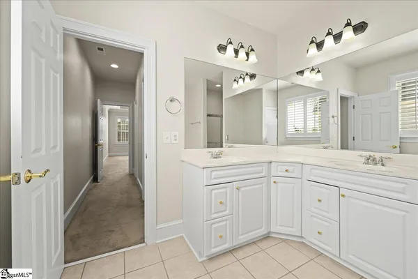$480,000 | 38 Angus Run, Seneca, SC 29672