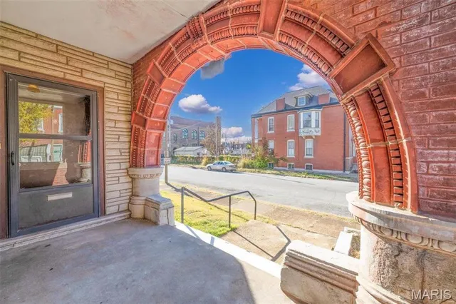 $1,150 | 4000 Iowa Avenue, Unit 1F, St. Louis, MO 63118