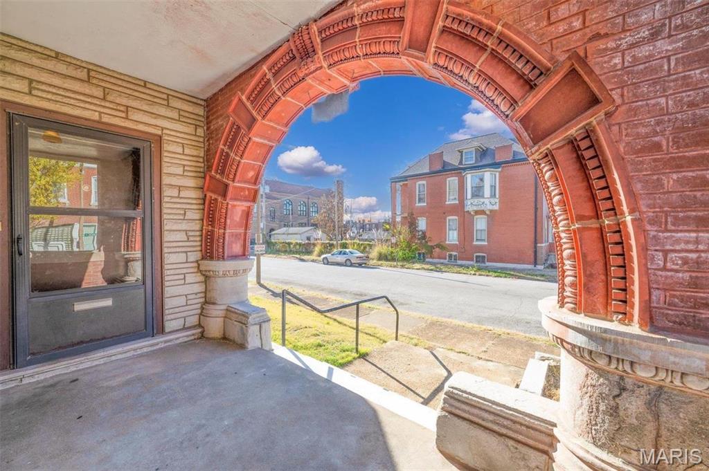 4000 Iowa Avenue, Unit 1F St. Louis, MO 63118 - Photo 2 of 19