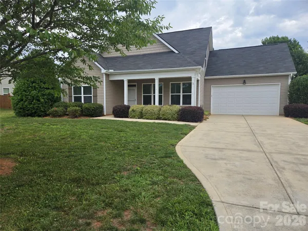 $399,995 | 990 Russell Ridge Drive, Catawba, NC 28609