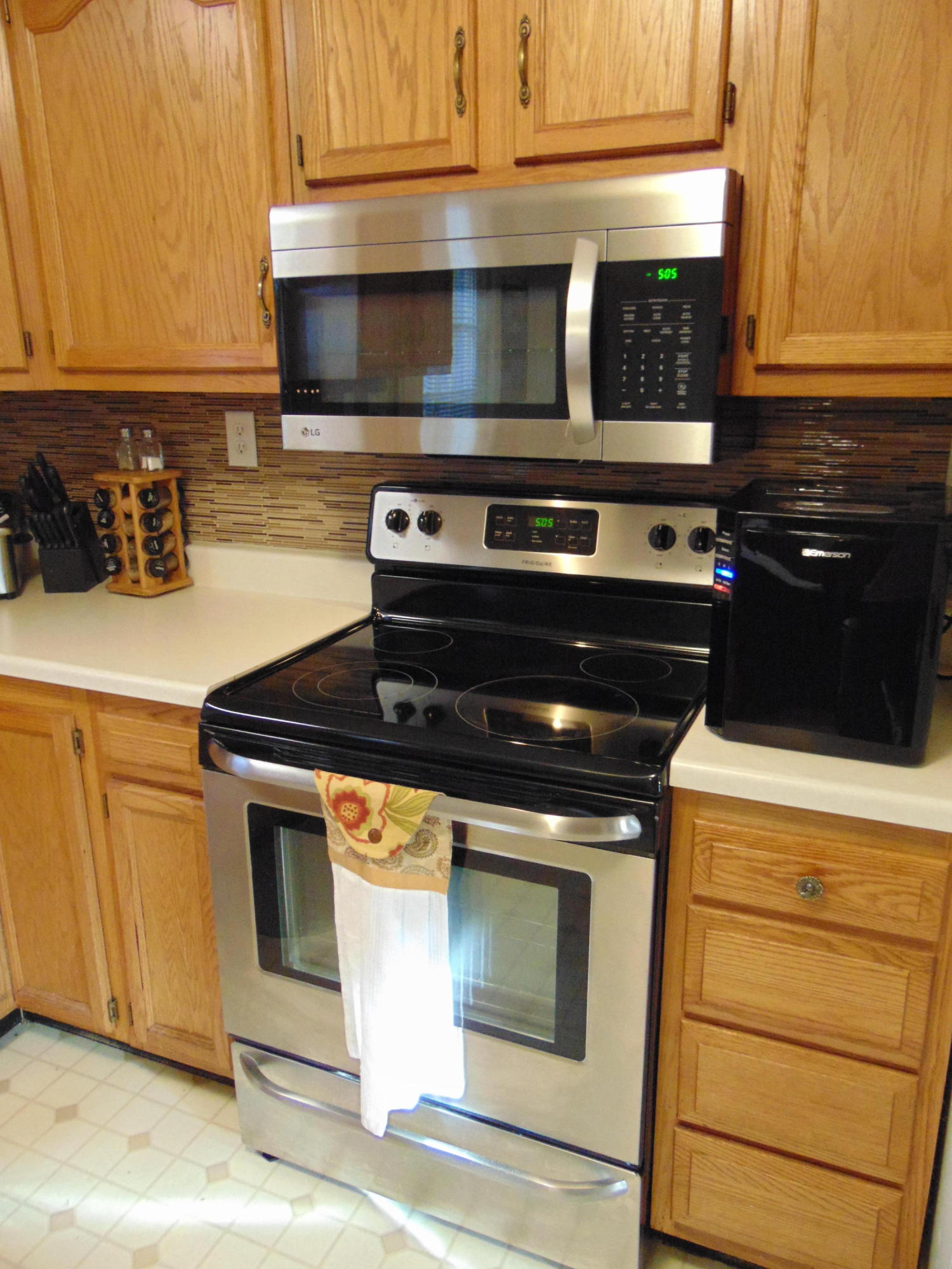 114 Olive Road Clinton, TN 37716 - Photo 14 of 36 DSC02654