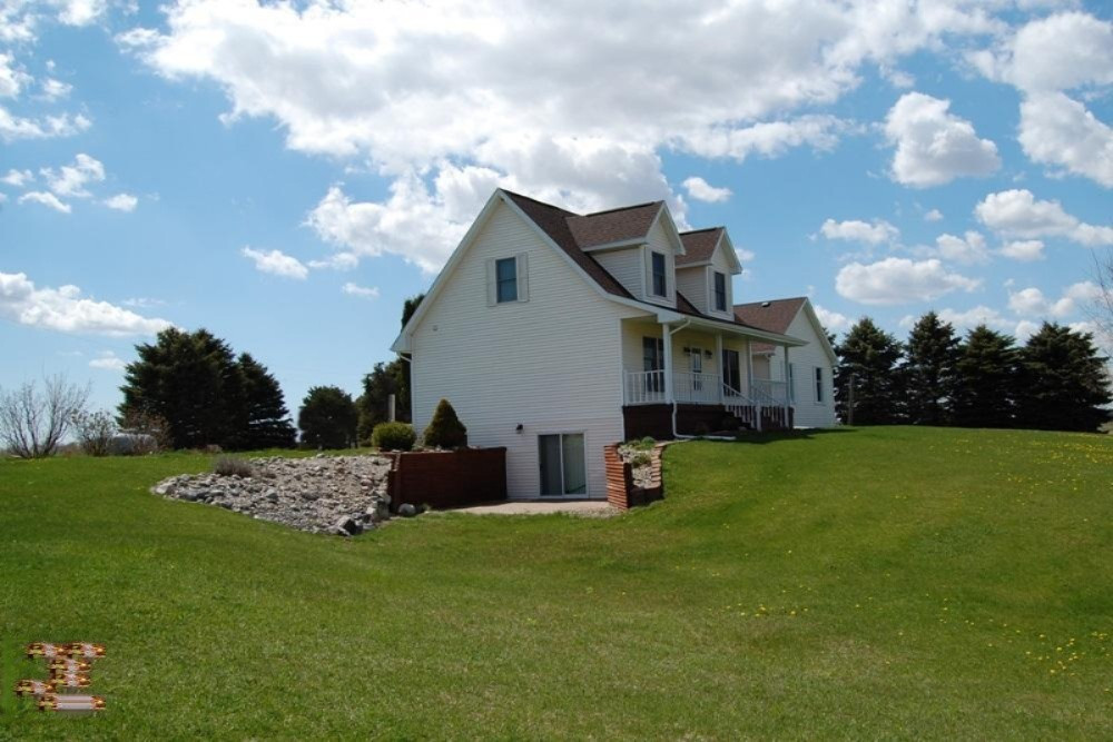7758 North Vining Road Lakeview, MI 48850 - Photo 14 of 21 14 Landscaped Walkout