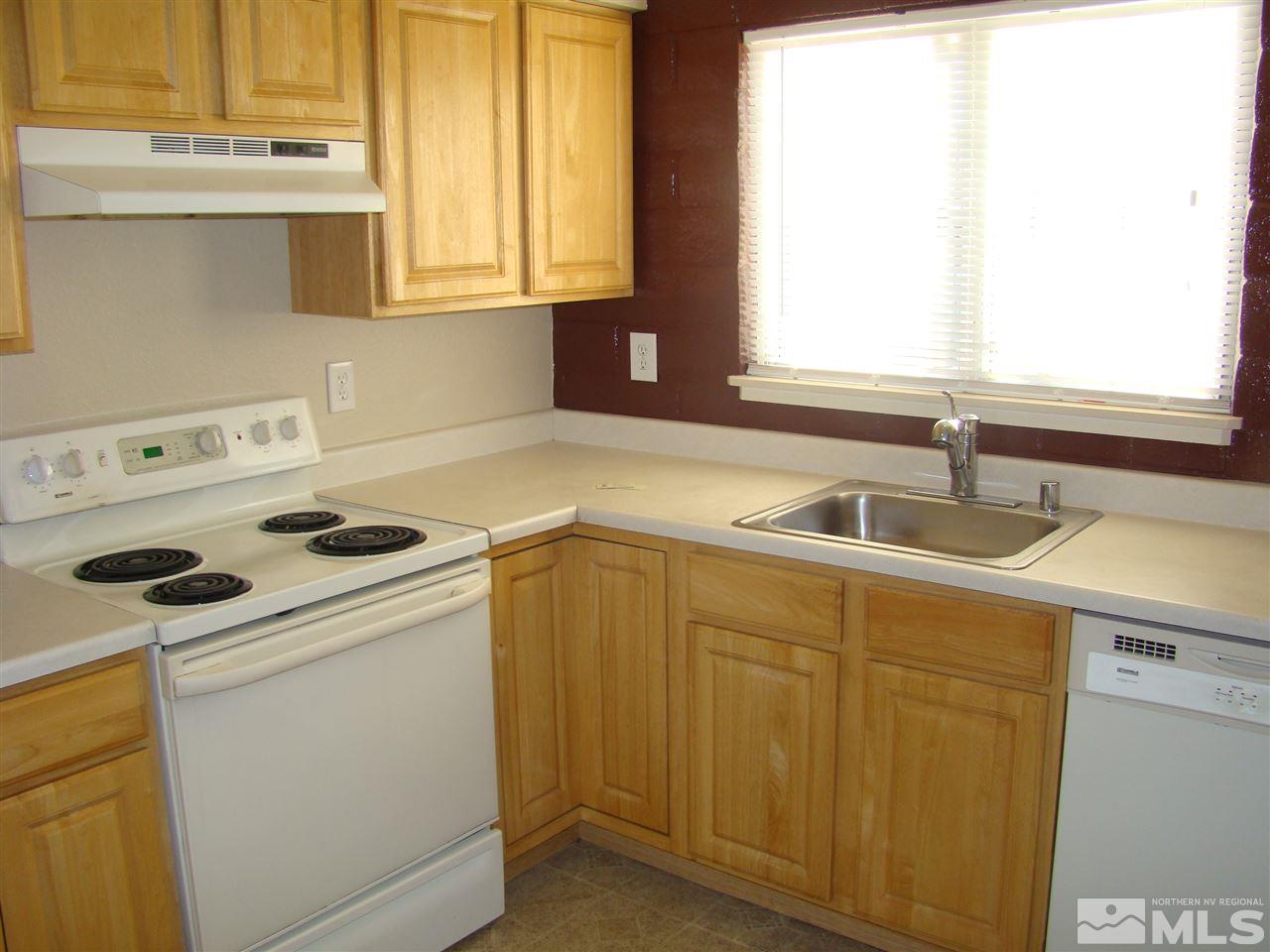 1418 East 9th Street, Unit 2 Reno, NV 89512 - Photo 6 of 13 Photo 6