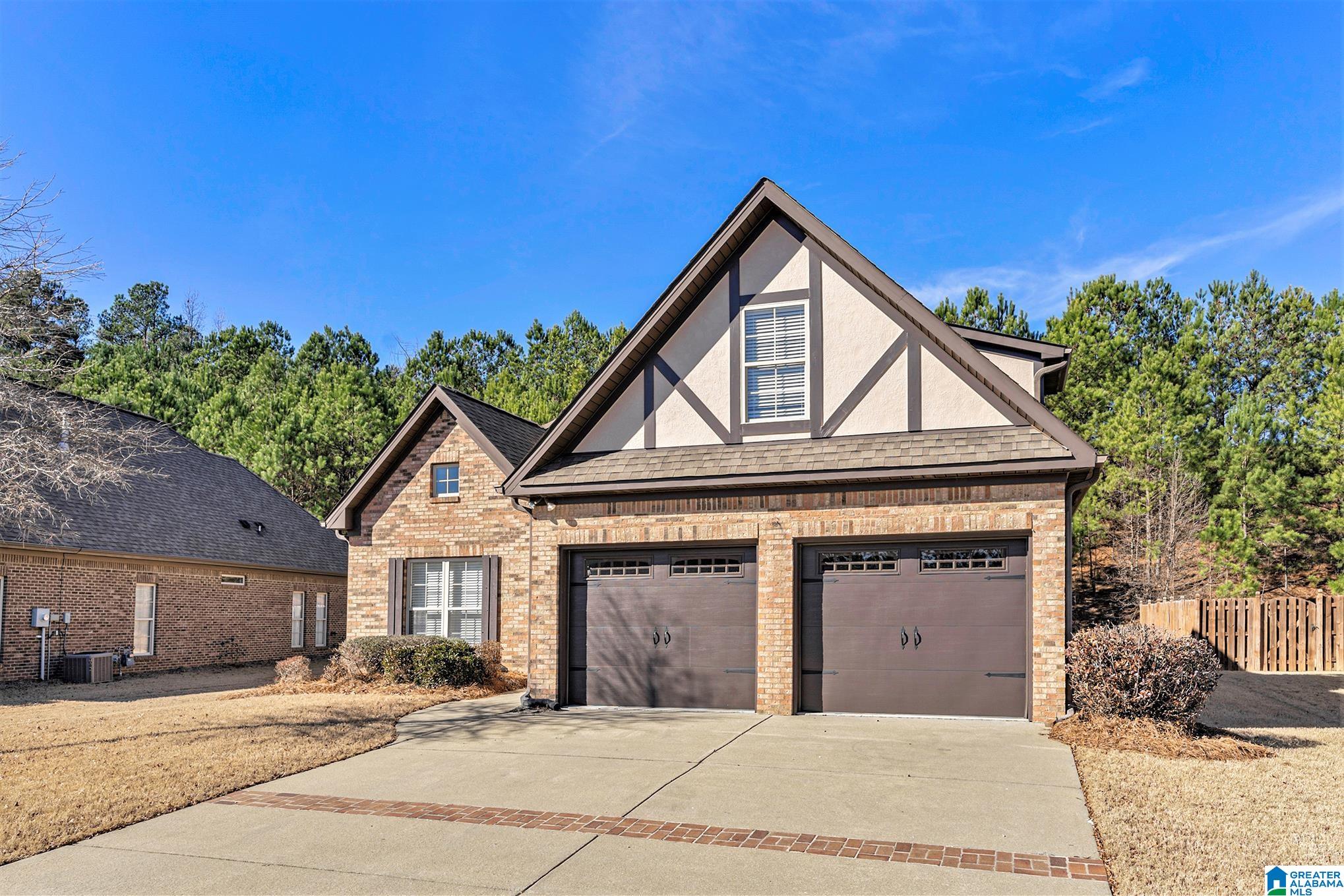 1256 Grants Way Birmingham, AL 35210 - Photo 3 of 32
