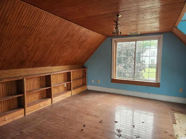 $69,900 | 628 Spruce Street, Quincy, IL 62301