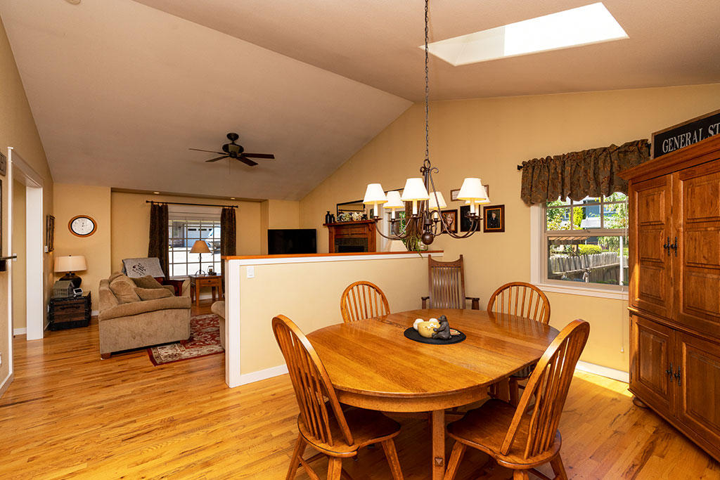 161 Grayland Heights Road Rio Dell, CA 95562 - Photo 30 of 94 31