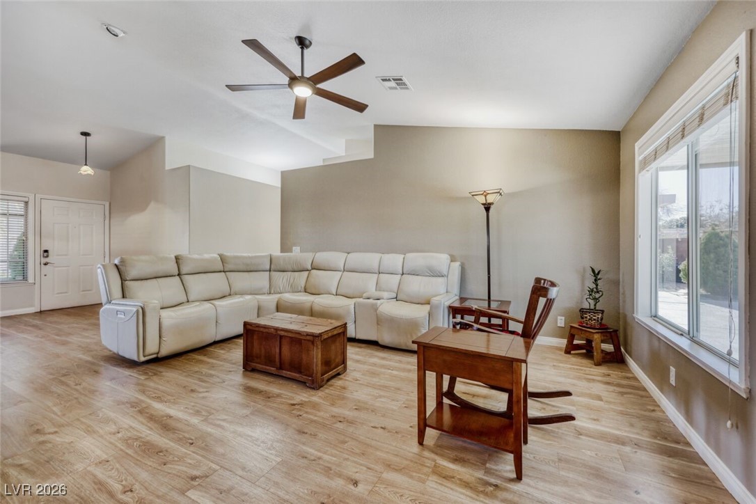 1007 Winding Hill Henderson, NV 89002 - Photo 18 of 54